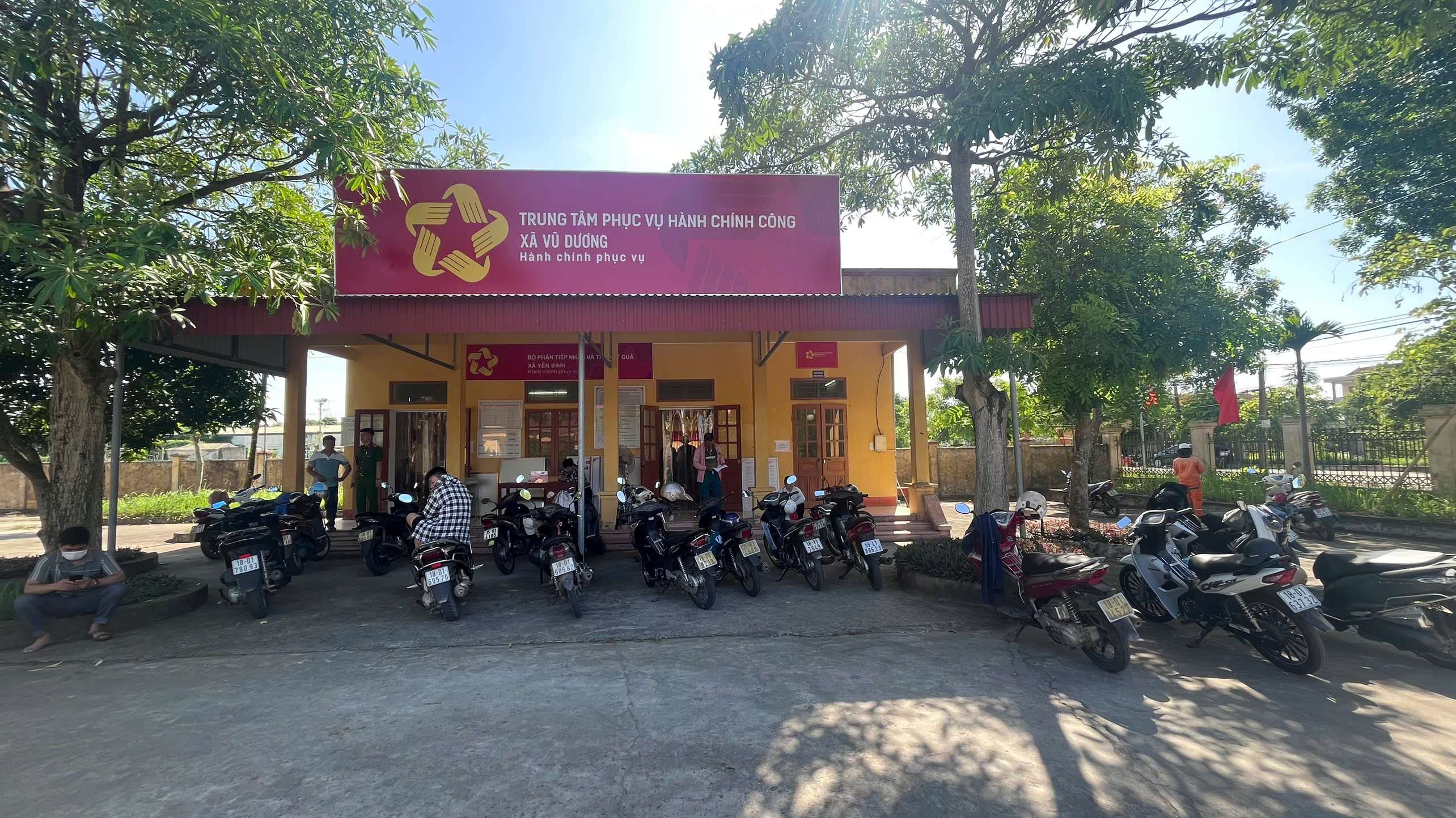 Khí Thế Mới Trong Ngày Mới Ở Trung Tâm Phục Vụ Hành Chính Công Xã Vũ Dương