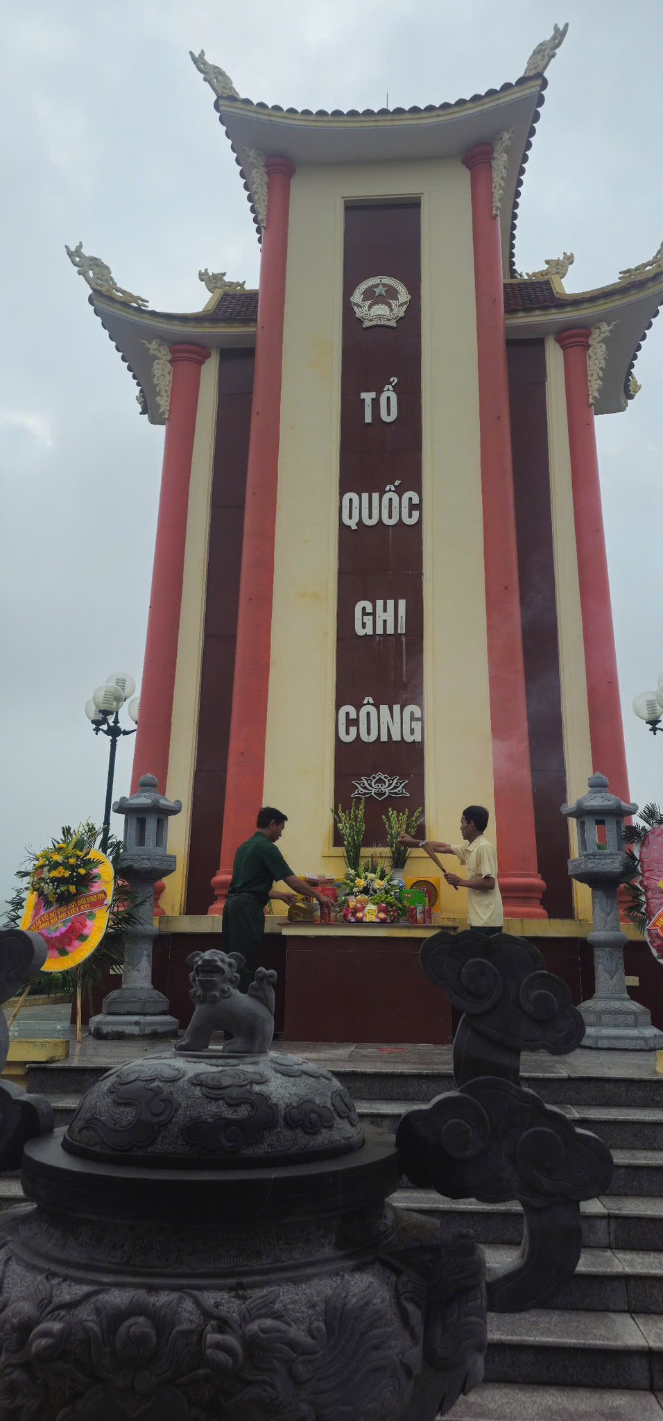 XÃ VŨ DƯƠNG LONG TRỌNG TỔ CHỨC LỄ DÂNG HƯƠNG TƯỞNG NIỆM CÁC ANH HÙNG LIỆT SĨ 